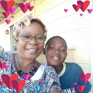 Meet your Posher, Iris